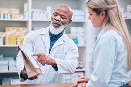 What Supplements Do Pharmacists Take? Big Reveal of Pharmacists' Supplement Combinations!